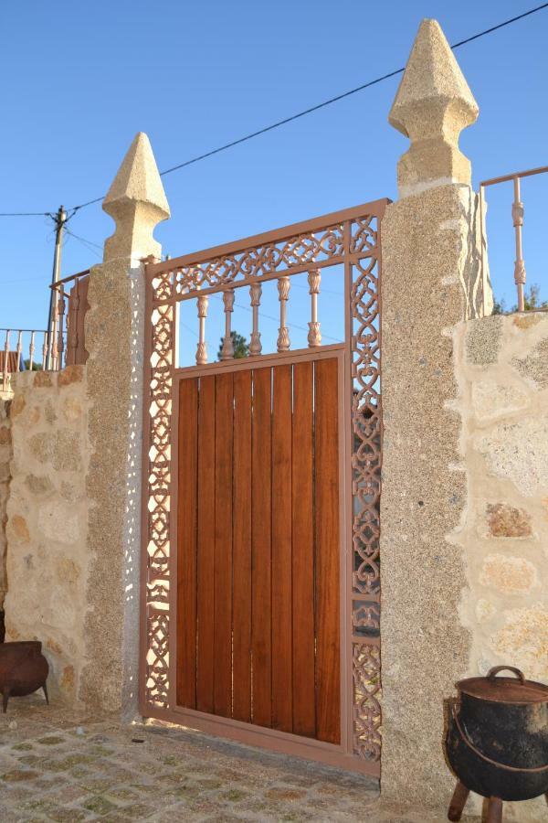 올리베이라데아제메이스 Casa Da Trapa 빌라 외부 사진